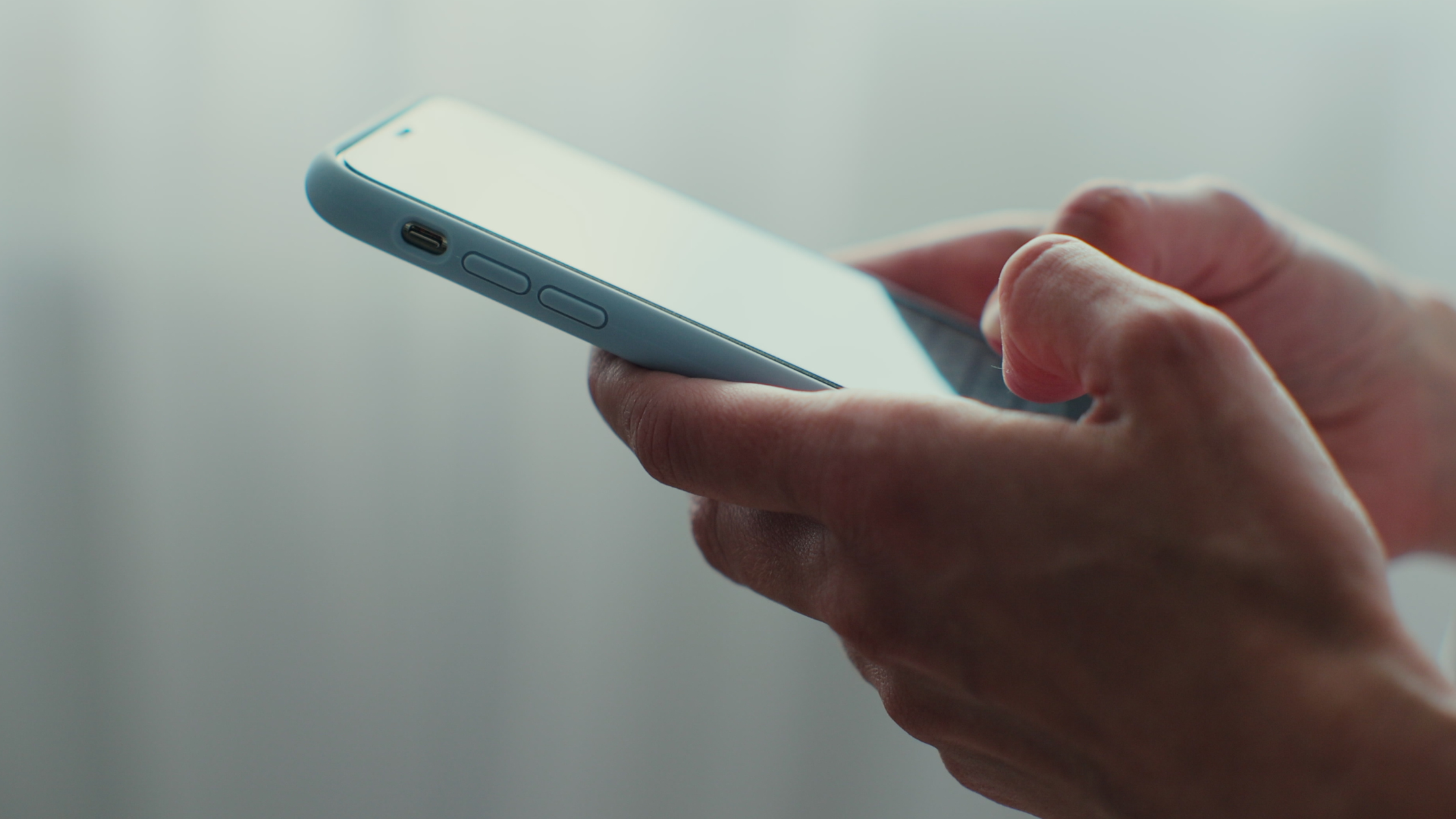Why a Custom Mobile App is Essential for Your Business in 2025